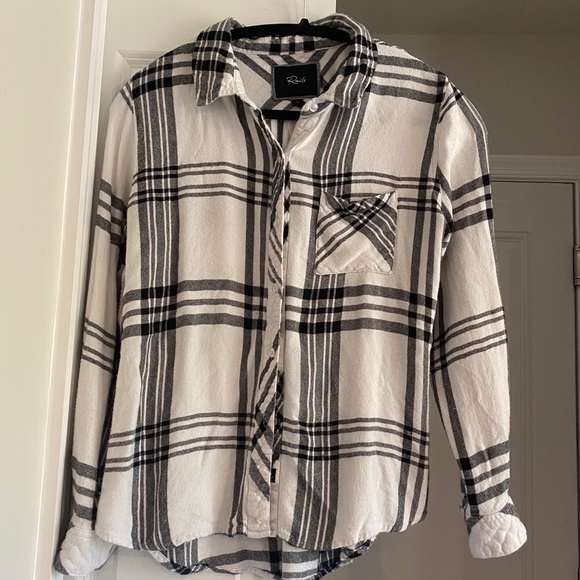 Rails luxury button down “flannel” style blouse - Picture 3 of 11